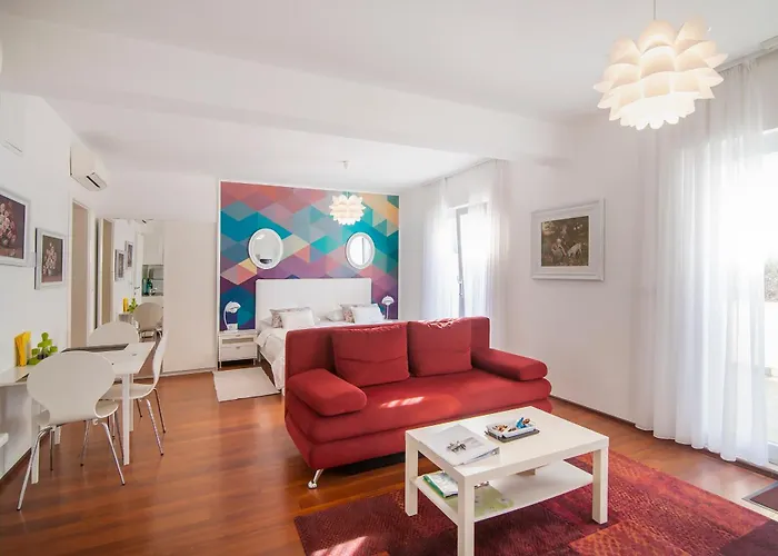 55 & 54 Stairs Apartman