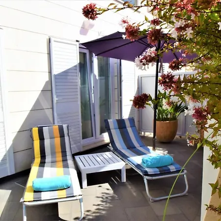 Apartment 55 & 54 Stairs